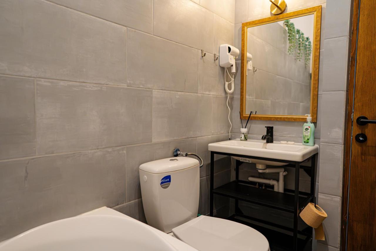Old Town Jacuzzi Studio Bükreş Dış mekan fotoğraf